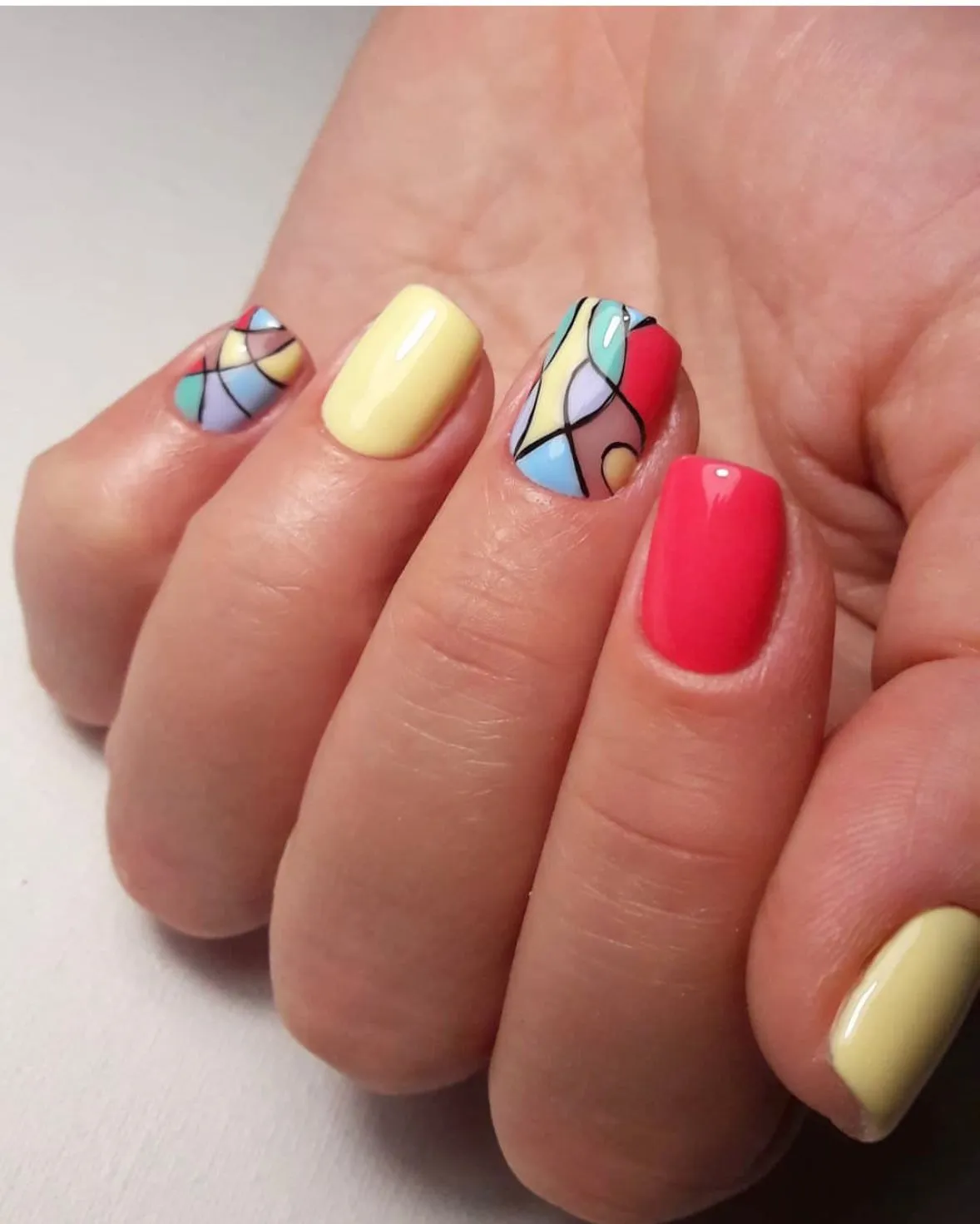3D Nailart mit Steinchen