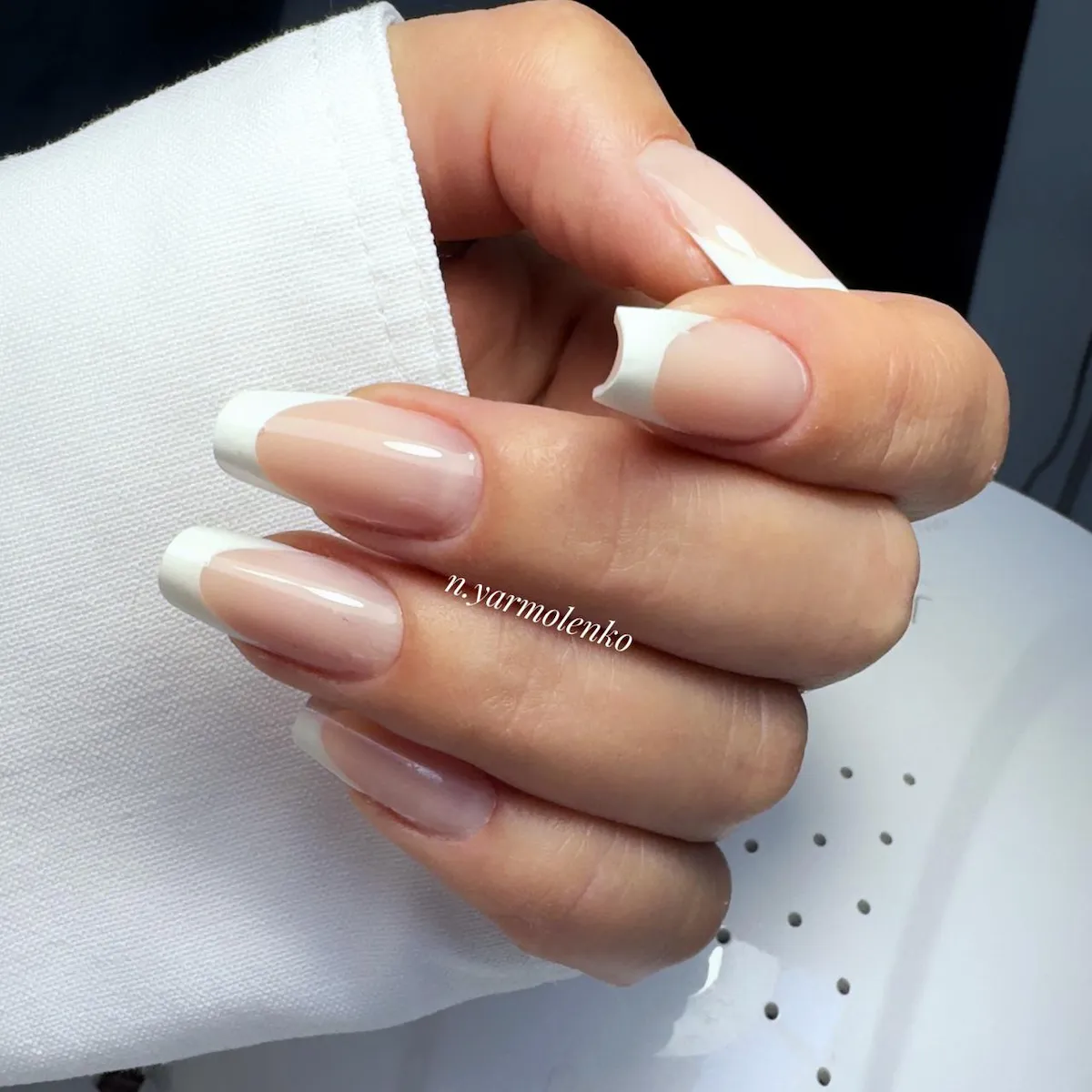 Micro French Nails 2026